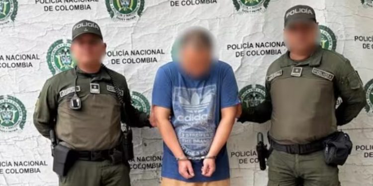 Capturan en Cartagena a ciudadano chino con 26 aletas de tiburón enviadas desde La Guajira