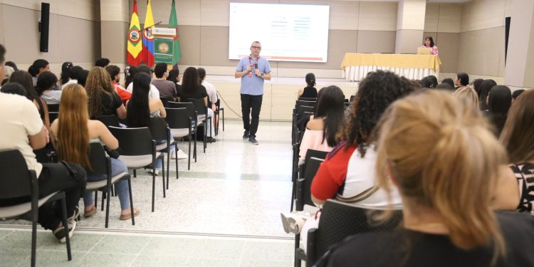 Gobernación del Atlántico impulsa formación de profesionales de la salud con estándares de calidad