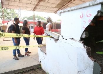 Gobernación del Atlántico atiende emergencia por colapso parcial de graderías en la IE San Luis Beltrán de Manatí