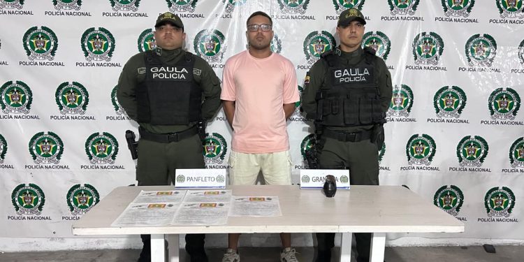 ¡Granada y panfletos! Policía detiene a ‘Niño Alex’, el extorsionador que quería hacer “boom” en Barranquilla