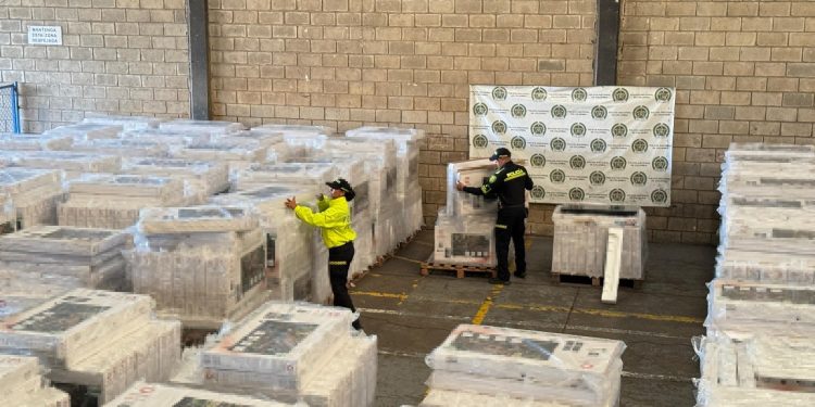 Decomisan más de 2.600 televisores de contrabando en el puerto de Barranquilla