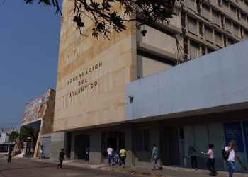 Gobernación del Atlántico emprenderá acciones legales contra Transporbaq por incumplimientos en transporte al personal de salud