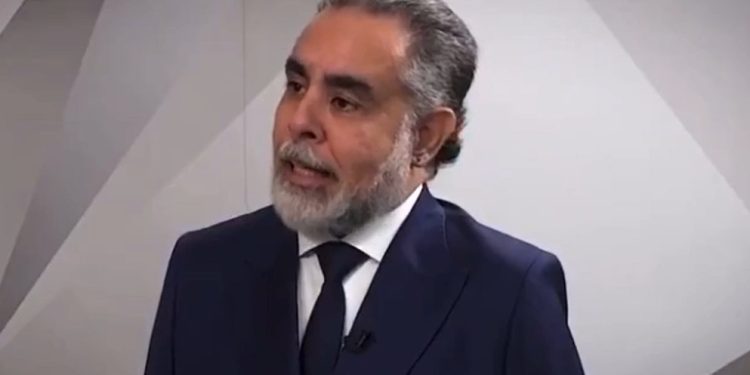 Benedetti lanza duras críticas a sus propios compañeros: “El gabinete es flojo y el presidente lo sabe”