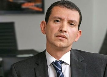 Abren investigación disciplinaria a juez que concedió libertad condicional a Emilio Tapia