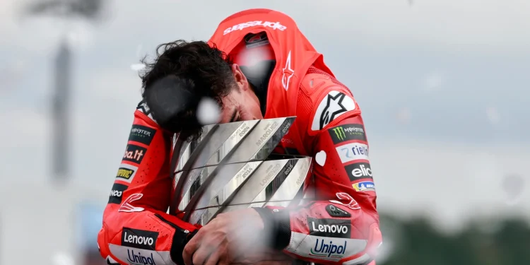 Marc Márquez logra su noveno título mundial de MotoGP en Motegi