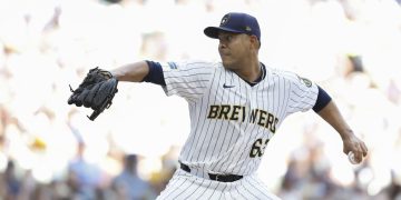 José Quintana, a la lista de lesionados por 15 días con los Cerveceros