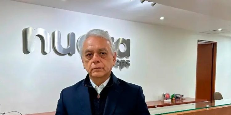 Supuesto conflicto de intereses, el primer lío del nuevo Supersalud Bernardo Camacho