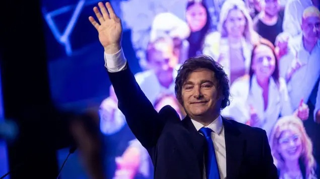 Milei arrasa en Argentina: La Libertad Avanza conquista el Congreso