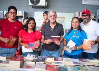 Santo Tomás celebra la literatura con la Feria del Libro ‘Palabras al Corazón’