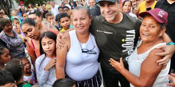 En Rebolo y Montes, alcalde Char entregó más vías pavimentadas al servicio de la comunidad