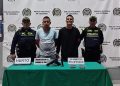 Capturan a dos ladrones que intentaron huir en Spark rojo tras robar tienda en El Recreo