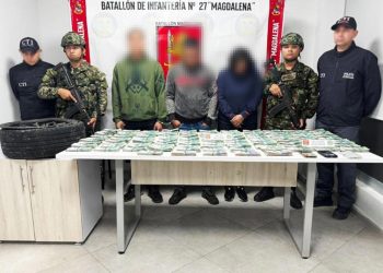 Ejército decomisa más de mil millones de pesos al grupo Comandos de Frontera y captura a tres personas en Pitalito