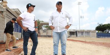 Cancha de béisbol juvenil en La Magdalena estará lista pronto y rendirá homenaje a ‘Poly’ Anaya