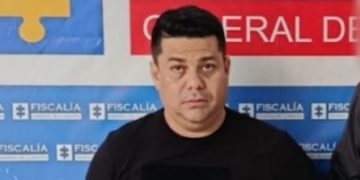 Judicializan a hombre que se hizo pasar por fiscal para estafar con vehículos en Sucre