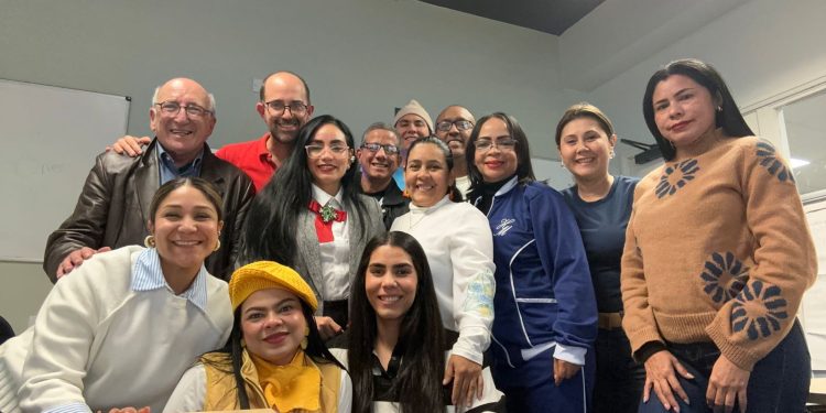 Docentes de Barranquilla viven experiencia internacional en el Reino Unido para fortalecer el bilingüismo