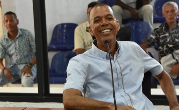 Así reaparece Recer Lee Pérez: retoma su curul y se reafirma en la oposición en Barranquilla