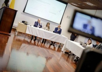 Ley de Garantías entrará en vigor el 8 de noviembre, confirma el director de Colombia Compra Eficiente