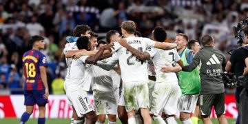 El Real Madrid impone su autoridad en un Clásico tenso
