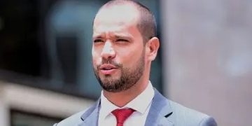 Condenan a prisión domiciliaria a Diego Cadena, exabogado de Álvaro Uribe