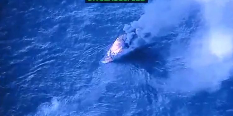 Tripulación colombiana sobrevive a ataque de EE. UU. en el Caribe