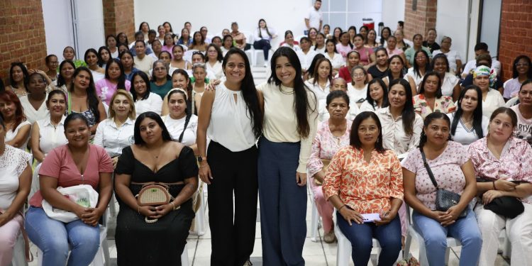 Atlántico fortalece a mujeres emprendedoras con innovación social e impulso económico
