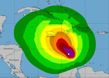 Tormenta Tropical Melissa se aleja lentamente del Caribe, pero persistirán fuertes lluvias