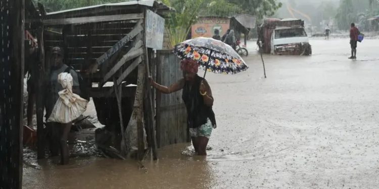 Huracán Melissa deja 19 muertos en Jamaica y severos daños en el oeste de la isla
