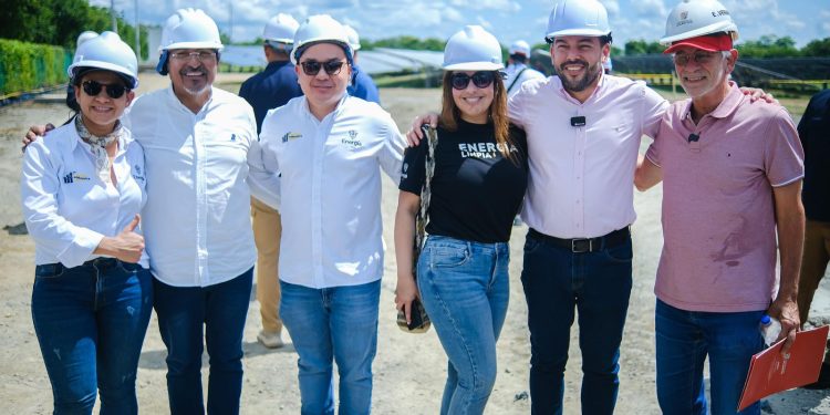 Anuncian mejoramientos de vivienda con energía solar en el Atlántico y el gobernador Eduardo Verano pide una solución financiera para Air-e