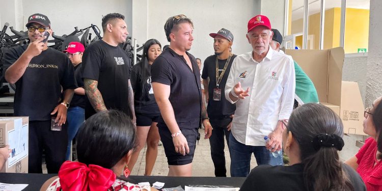 Gobernador Eduardo Verano abre oficialmente los 300 puestos de votación para los Consejos Municipales de Juventud