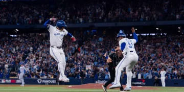 Blue Jays arrasan en el Juego 1 de la Serie Mundial 2025