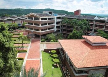 Danilo Hernández gana la consulta en Uniatlántico, pero la elección final aún está en juego