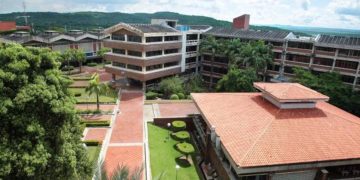 Danilo Hernández gana la consulta en Uniatlántico, pero la elección final aún está en juego