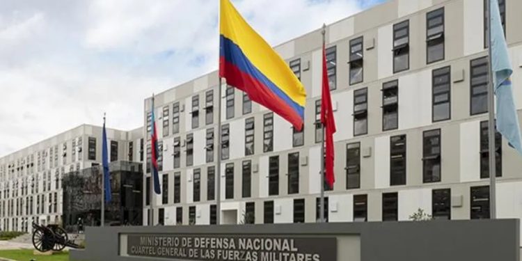 Ministerio de Defensa explica retiro de la hoja de vida del teniente coronel (r) Francés Orlando Reyes Rodríguez