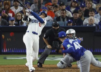 Freeman decide el juego más largo de la Serie Mundial