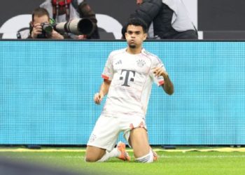 Luis Díaz brilla con doblete y récord en la goleada del Bayern
