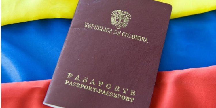 Tribunal admite demanda contra contrato de $1,3 billones para pasaportes en Colombia