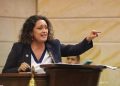 Senadora Ángela Lozano se pronuncia tras renuncia de Montealegre: “La moción de censura iba a prosperar”