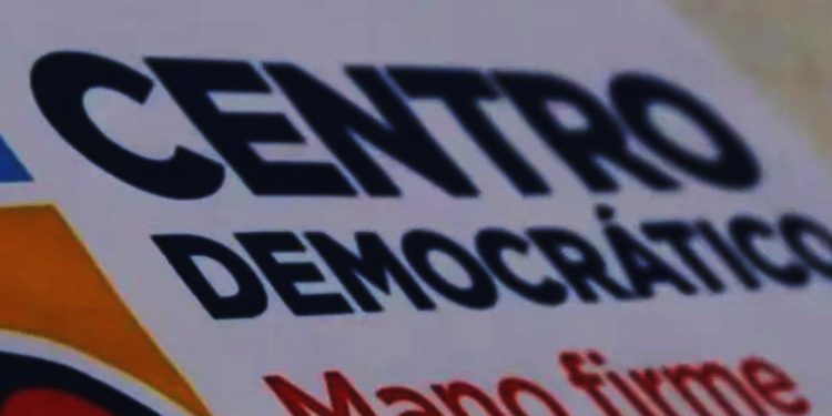 Candidatos del Centro Democrático se elegirán por encuestas auditadas