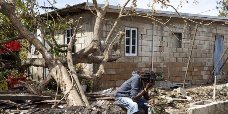 Jamaica calcula en 7.000 millones de dólares los daños que dejó el huracán Melissa