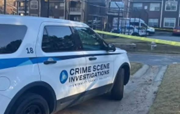 𝗝𝗼𝘃𝗲𝗻 𝗰𝗼𝗹𝗼𝗺𝗯𝗶𝗮𝗻𝗮 𝗳𝘂𝗲 𝗵𝗮𝗹𝗹𝗮𝗱𝗮 𝘀𝗶𝗻 𝘃𝗶𝗱𝗮 𝗲𝗻 𝘀𝘂 𝘃𝗶𝘃𝗶𝗲𝗻𝗱𝗮 𝗲𝗻 𝗘𝗘.𝗨𝗨.; 𝘀𝘂 𝗽𝗮𝗿𝗲𝗷𝗮 𝗲𝘀 𝗲𝗹 𝗽𝗿𝗶𝗻𝗰𝗶𝗽𝗮𝗹 𝘀𝗼𝘀𝗽𝗲𝗰𝗵𝗼𝘀𝗼