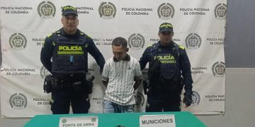 Cae hombre con revólver ilegal en Villa Génesis: Policía lo sorprendió durante patrullaje preventivo