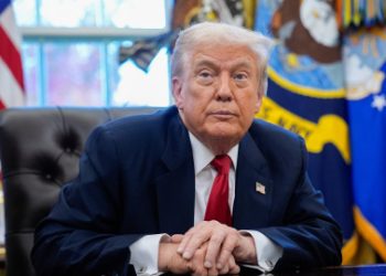 Trump ve avances para el fin del conflicto Rusia-Ucrania, pero critica la corrupción en Kiev