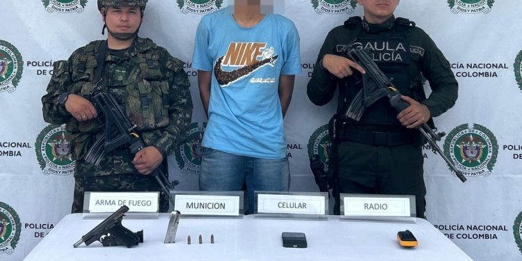 Cayó alias “Berna”, presunto miembro de las Autodefensas Conquistadoras de la Sierra, en zona rural de Santa Marta