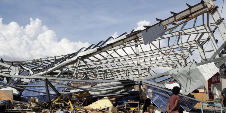 Huracán Melissa deja más de 1.300 viviendas derrumbadas en Cuba y miles de afectaciones adicionales