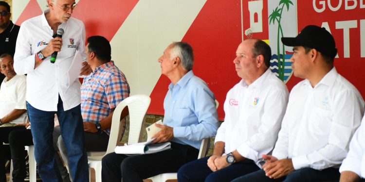 Ministro de Salud afirma que el gobierno Petro está comprometido con la autonomía regional