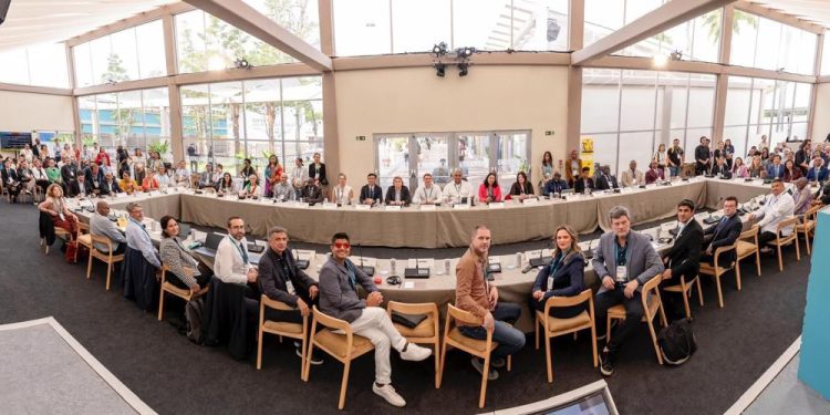 Barranquilla fortalece su liderazgo en sostenibilidad y transición energética en la agenda rumbo a la COP30