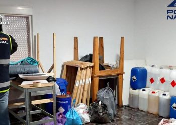 Desmantelan red que traficaba cocaína camuflada en pulpa de fruta enviada desde Colombia