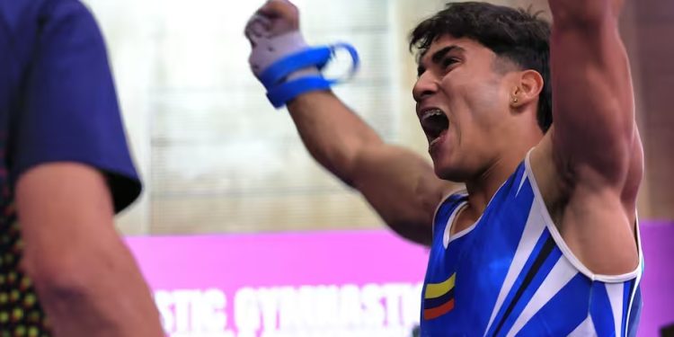 Camilo Vera ilumina Manila con doble oro juvenil