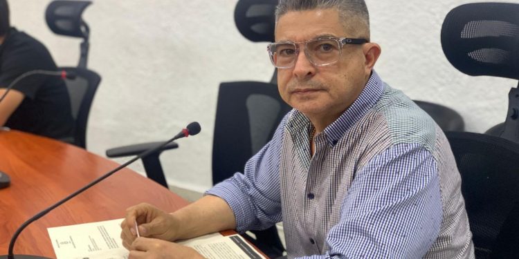 Avanzan a segundo debate tres proyectos del concejal Juan José Vergara para proteger la vida, prevenir desastres y fortalecer el voluntariado juvenil en Barranquilla