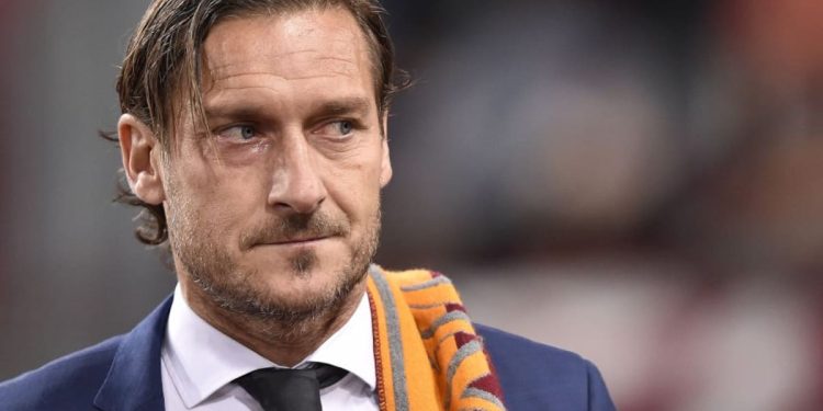 Francesco Totti enfrenta investigación por presunto abandono de su hija